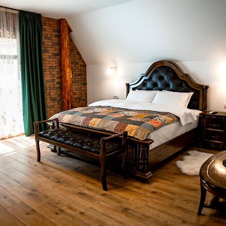 Boutique Marlen Bed & Breakfast Ghimbav Dış mekan fotoğraf